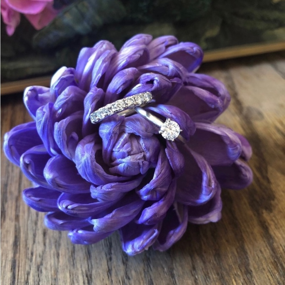 14K Diamond Ring Set - Picture 3 of 11